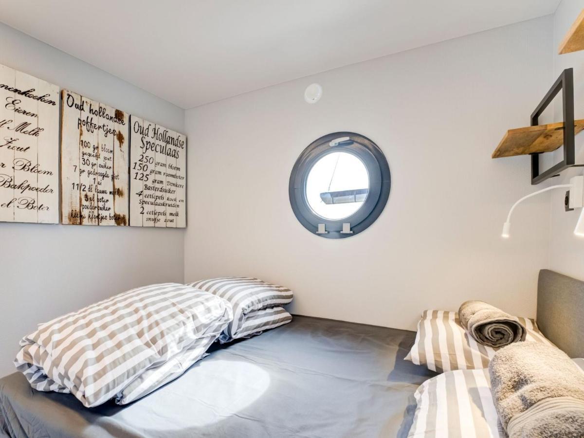 Hotel Beautiful Houseboat In Marina Of Volendam Exterior foto